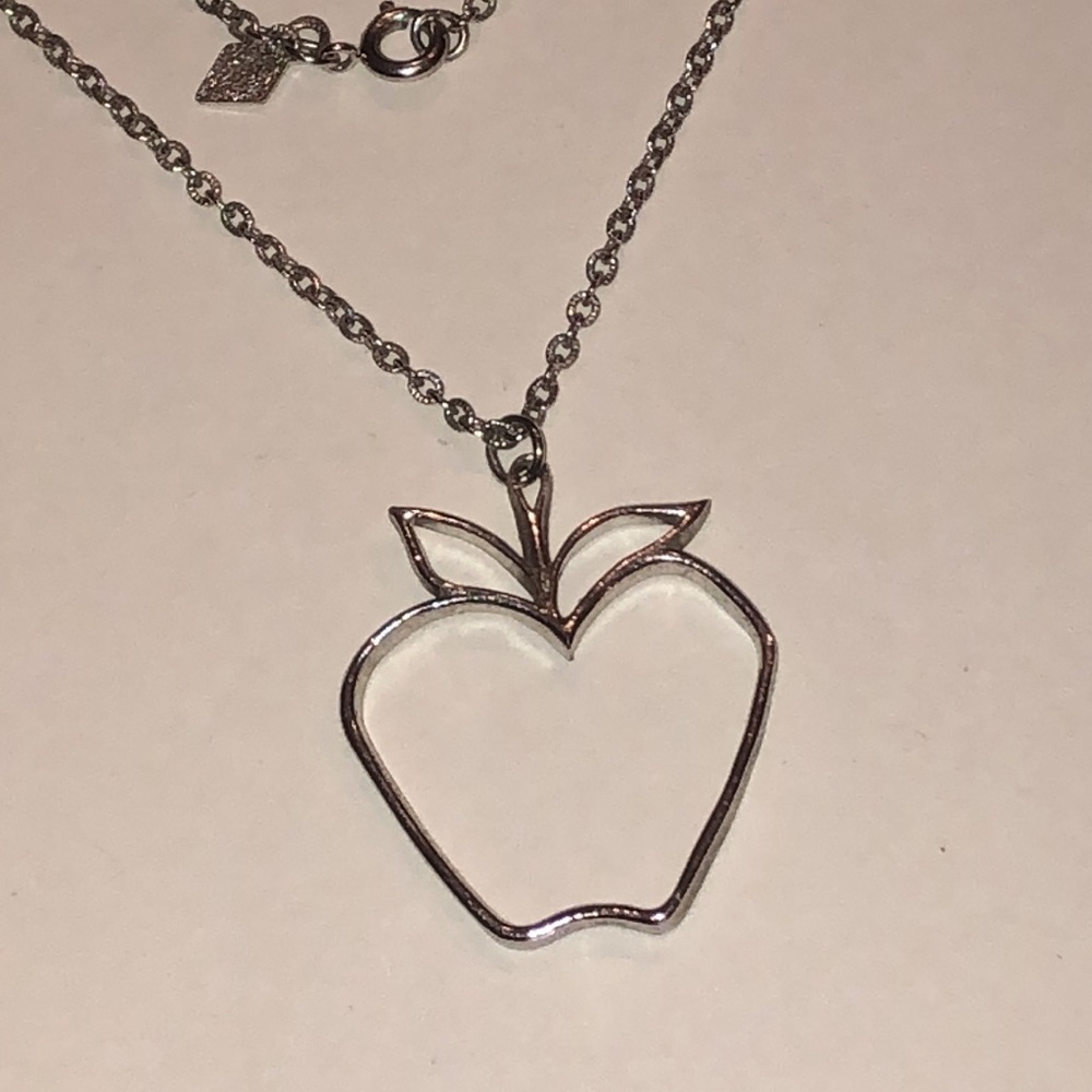 Sarah Coventry Vintage Silver Tone Boho Apple Pendant Necklace